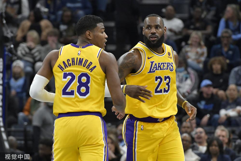 的舞台上 的舞台上