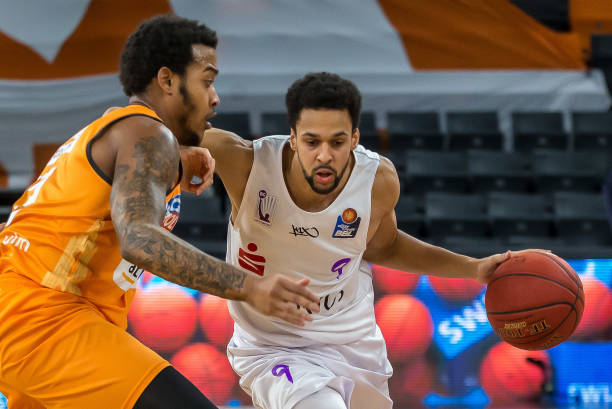 较低的球队 较低的球队